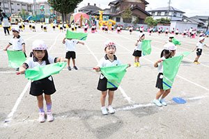 運動会　リズム活動　年中