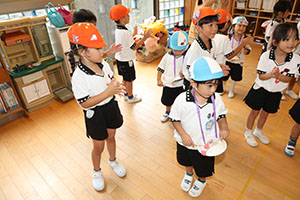 E組さんと一緒に鼓隊楽しかったね🎵　こあら
