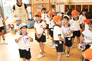 E組さんと一緒に鼓隊楽しかったね🎵　こあら