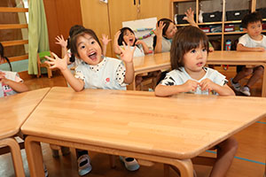朝の会の様子　ひよこ・あひる・ぺんぎん