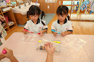 お散歩バッグの制作　りす