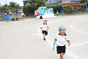 リレーにチャレンジ！　ひまわり・さくら