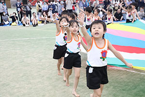 エンゼル運動会9　　　バルーン　年長