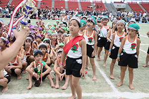 エンゼル運動会７　　　リレー　年長