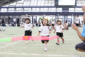 エンゼル運動会３　　　年少かけっこ