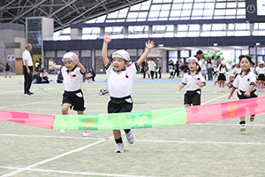 エンゼル運動会１　　　年中かけっこ