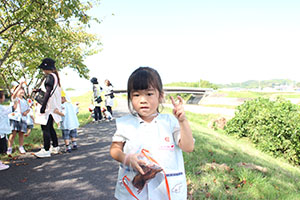 お散歩にでかけました　きりん・ぱんだ