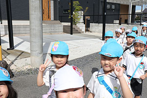 秋探しにでかけました　さくら・たんぽぽ