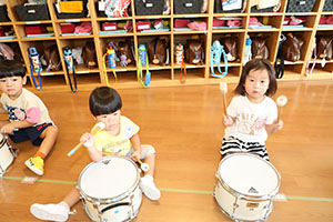 太鼓楽しかったね　お給食の様子　ひよこ