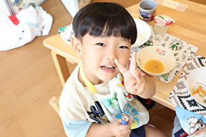太鼓楽しかったね　お給食の様子　ひよこ