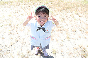 お散歩へでかけました　ことり・すみれ