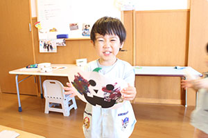 制作活動の様子　あひる・ぺんぎん