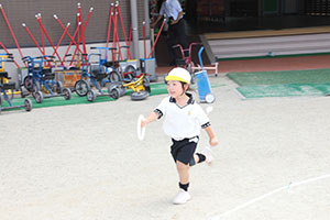 A組さんとリレー対決　ひまわり・A