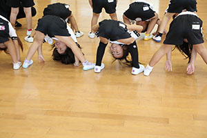 体操教室　鉄棒頑張りました　　さくら