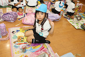 東員町中部公園遠足 　ーホールでお弁当ー　年中　 