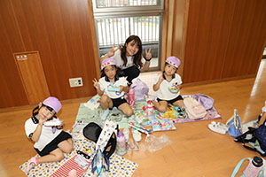 東員町中部公園遠足 　ーホールでお弁当ー　年中　 