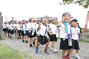 東員町中部公園遠足 　年中　 NO.1
