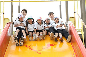 東員町中部公園遠足 　年中　 NO.1