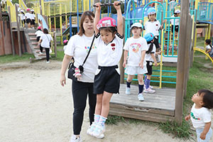 東員町中部公園遠足 　年中　 NO.1