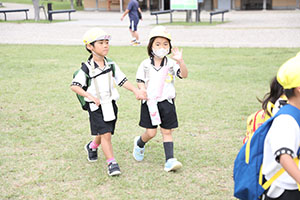 東員町中部公園遠足 　年中　 NO.1
