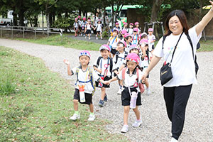 東員町中部公園遠足 　年中　 NO.1