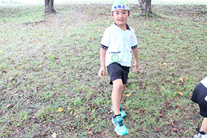 お散歩へでかけました　りす・B