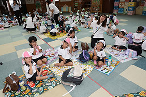 エンゼルドームでお弁当🎵　 　年少