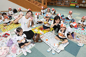 エンゼルドームでお弁当🎵　 　年少