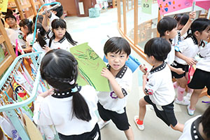 リズムフェスティバルのチームで遊びました　年長　NO．2