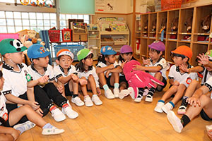 リズムフェスティバルのチームで遊びました　年長　NO．2