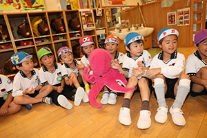 リズムフェスティバルのチームで遊びました　年長　NO．2