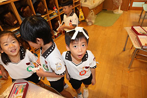 リズムフェスティバルのチームで遊びました　年長　NO．1