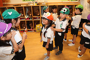 リズムフェスティバルのチームで遊びました　年長　NO．1