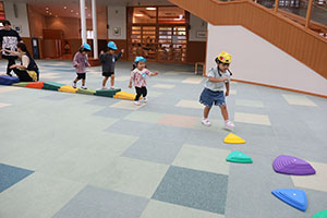 サーキット遊び　あひる・ぺんぎん