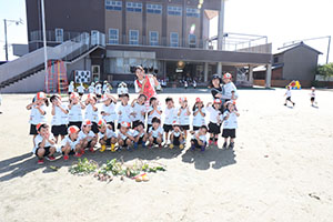 エンゼル畑でおいもほり　年少