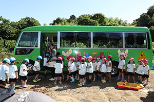 エンゼル自然体験農園でおいもほり　　年中