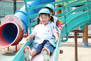元気いっぱい園庭遊び！！