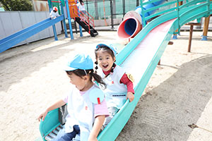 元気いっぱい園庭遊び！！