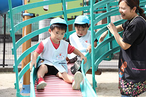 元気いっぱい園庭遊び！！