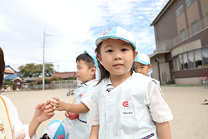 元気いっぱい園庭遊び！！