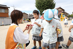 元気いっぱい園庭遊び！！