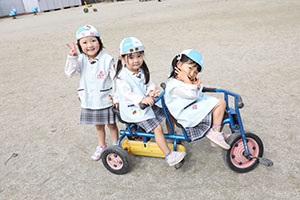 元気いっぱい園庭遊び！！