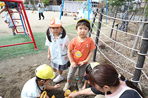 元気いっぱい園庭遊び！！