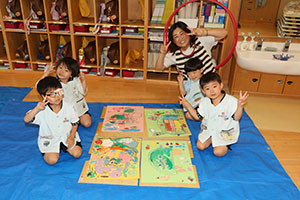 絵画教室　ばら・すみれ