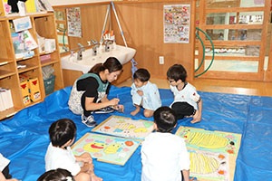 絵画教室　ばら・すみれ