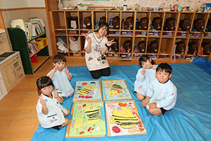 絵画教室　ばら・すみれ