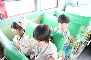 キッズクラブの汽車バス遠足　火曜コース