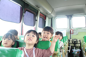 キッズクラブの汽車バス遠足　火曜コース