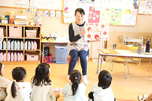 「スパイスのおはなし」の紙芝居　ばら