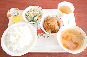 「スパイスのおはなし」の紙芝居　ばら